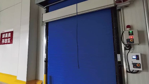 什么是優泰冷庫保溫快速卷簾門？—優泰告訴你